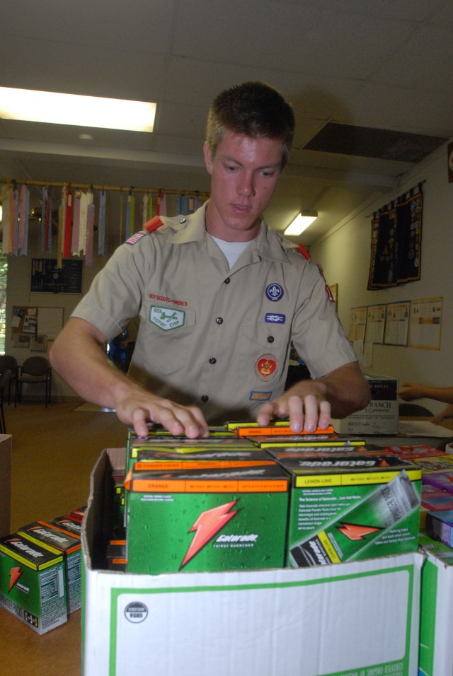 Eagle Scout Helps Deployed Soldiers