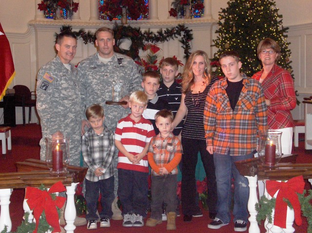 Fort Bragg names 2009 Family of the Year