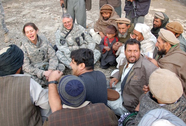 Servicemembers, USACE civilians volunteer to help Afghan refugees