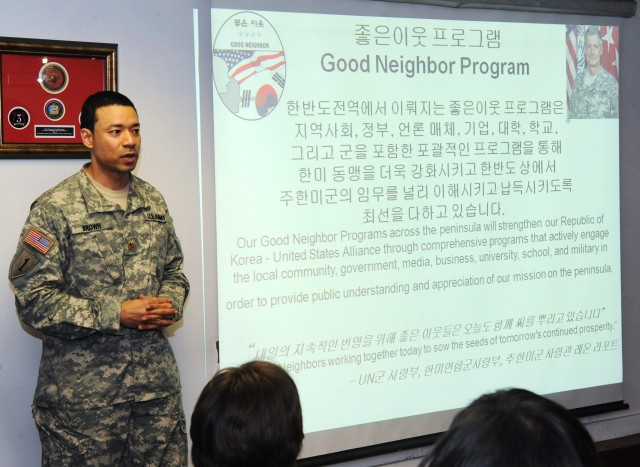 South Korean college students learn about ROK-U.S. Alliance