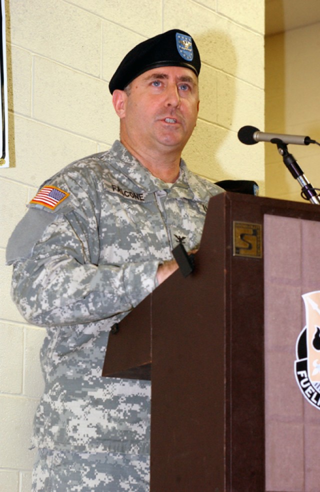 Connecticut Army Reserve unit departs for Iraq