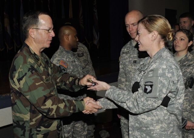 Mullen visits Fort Campbell
