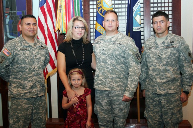 NCOs rescue mom, child from wreck