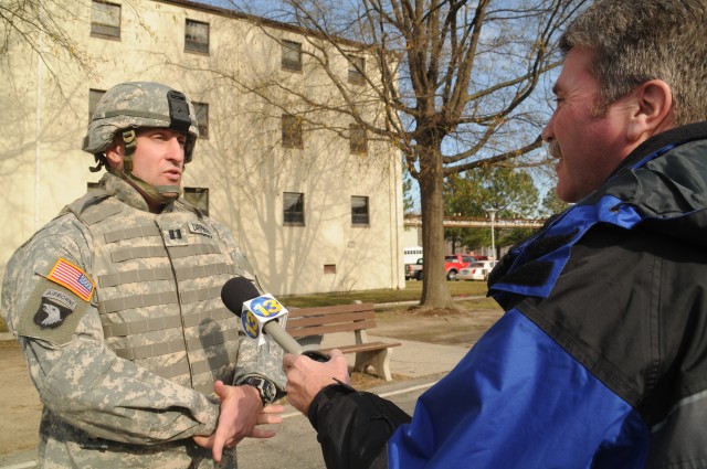 Sustainers participate in &quot;A Holiday Salute&quot;