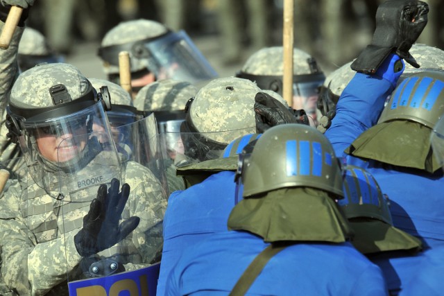 KFOR Soldiers combine forces to master art of quelling hostility