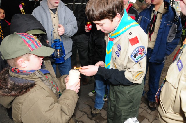 Scout receives Peace Light