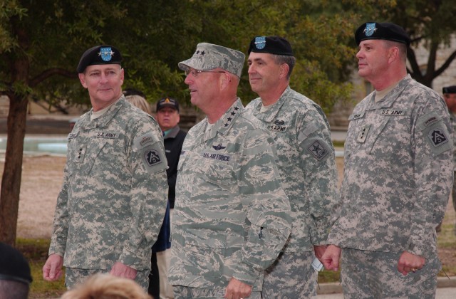 General&#039;s group photo
