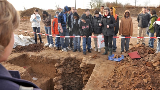 Roman relics: New military housing site gives students firsthand history lesson