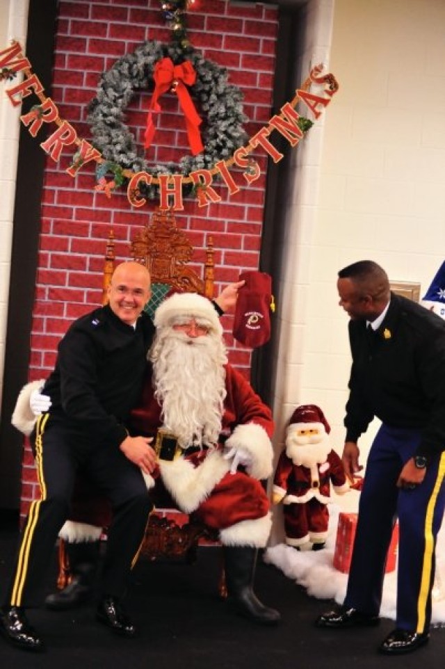 US Army Military District of Washington&#039;s - Holiday Party