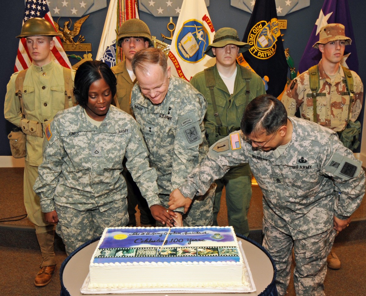 Chaplain Corps Celebrates Centennial Of Chaplain Assistants Article The United States Army 7294