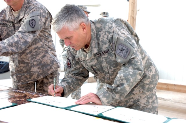 Army Chief of Staff reups TF Wings Soldiers