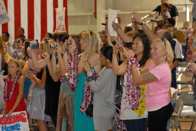 &#039;First in, Last out&#039; battalion returns home from Iraq