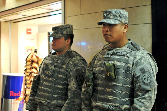 Guardsmen provide security Christmas Eve
