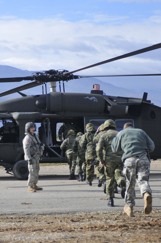 Kentucky National Guard&#039;s 2-147th Aviation Battalion Soldiers Train with Greeks in Kosovo