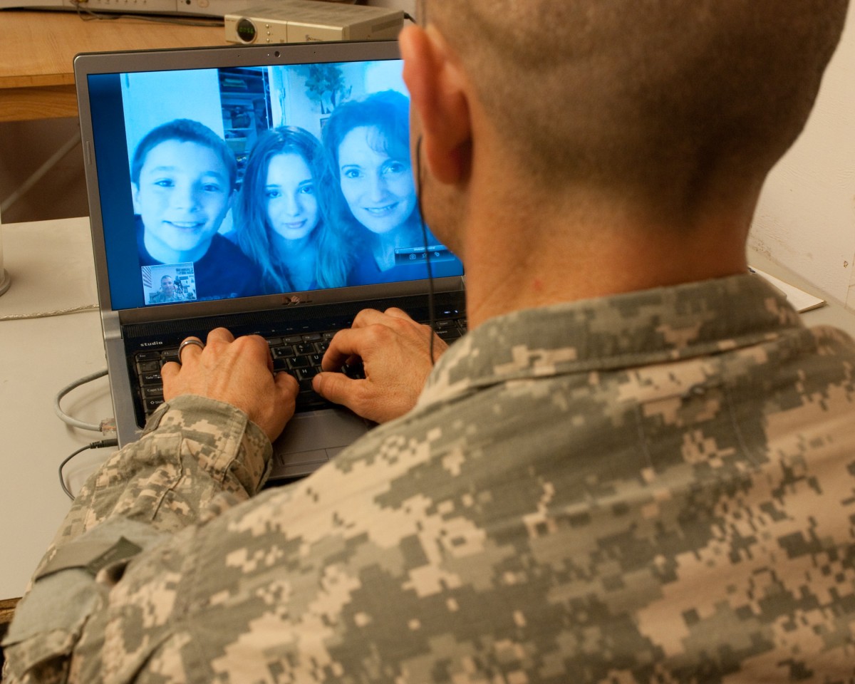 Free computers make difference to deployed paratroopers, families | Article  | The United States Army