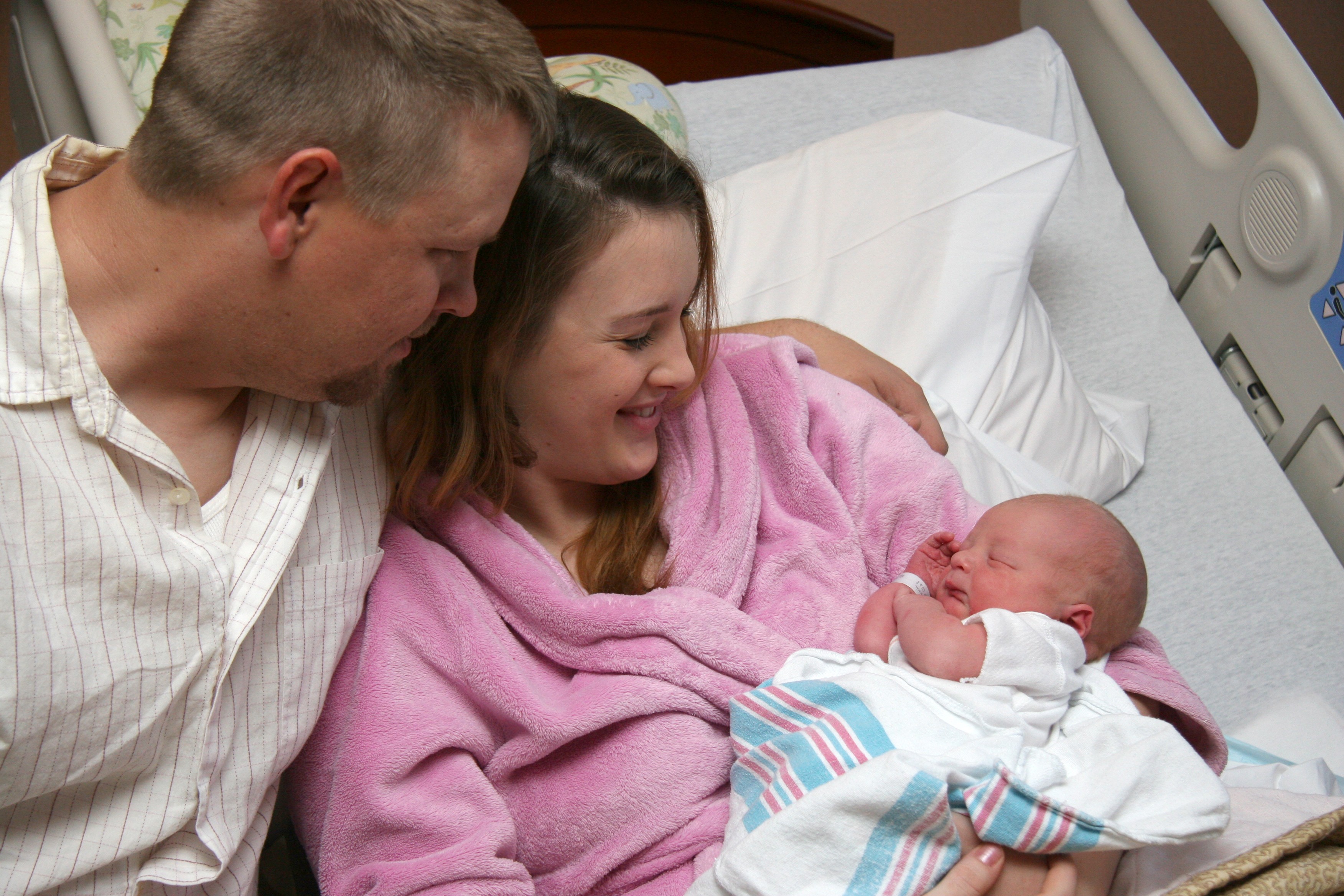 Evans Army Hospital delivers first Fort Carson 2010 baby | Article ...