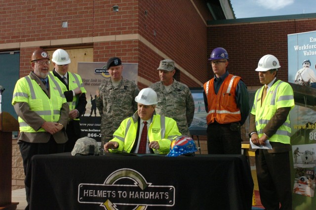 Ritter visits Fort Carson, addresses veterans assistance