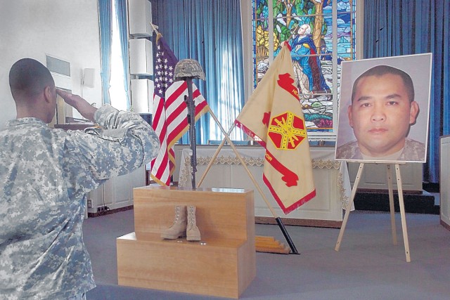 Memorial honors Soldier and friend      