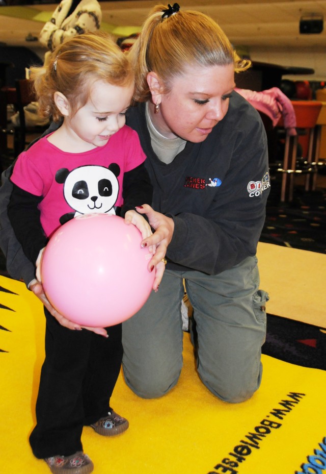 Fort Rucker toddlers tackle 10-pin sport, develop motor skills