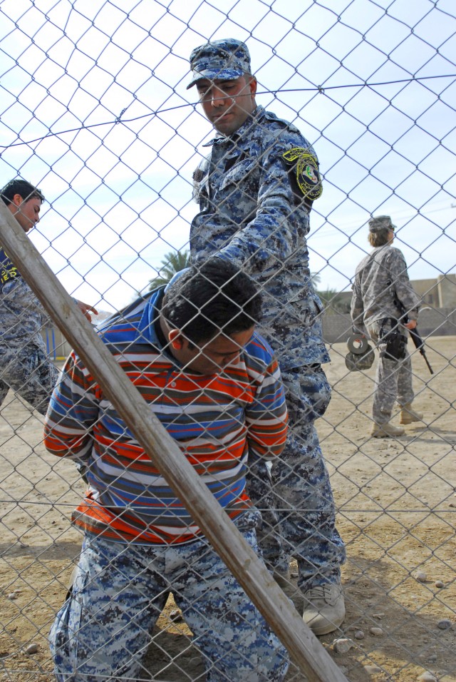 Iraqi Federal Police Investigate new skills