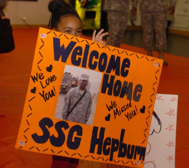 Families greet Soldiers from 66th Trans. Co. returning to Kaiserslautern