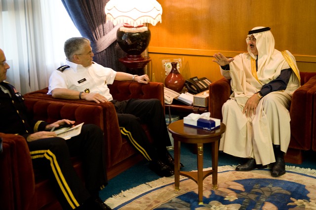 Saudi Arabian Prince Mit&#039;eb and Gen. Casey