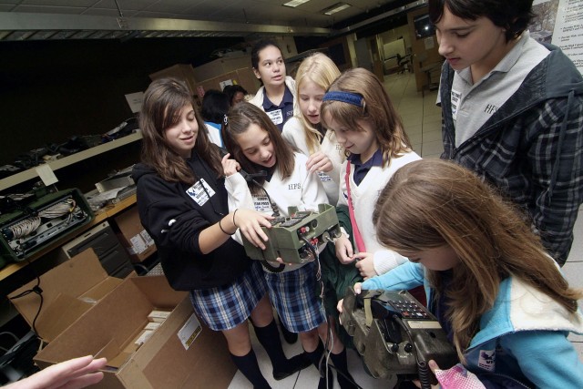 Students visit CERDEC