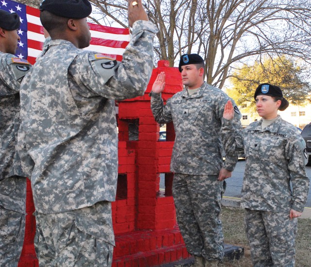 Married couple exchanges Army vows