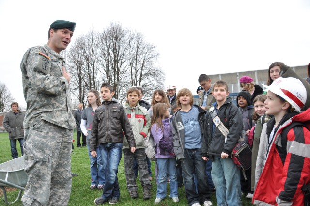 New youth center in Brussels is Army Family Covenant initiative