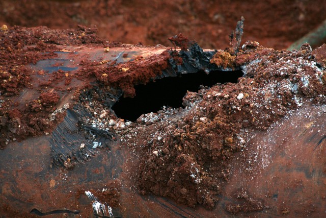 Hole_0011