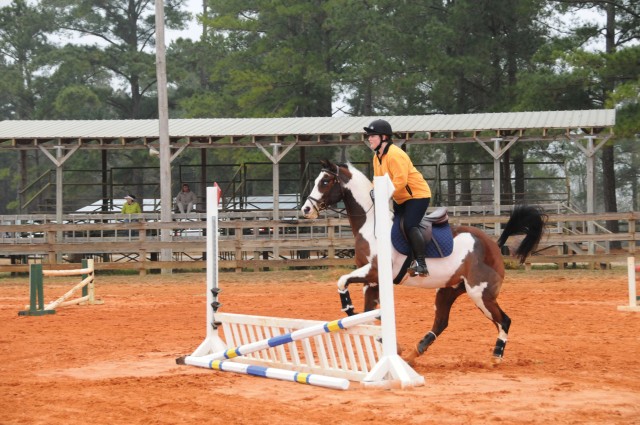 Gold medalist instructs local equestrians at Fort Rucker