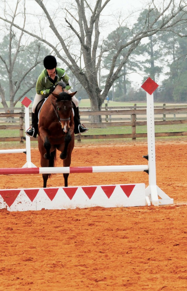 Gold medalist instructs local equestrians at Fort Rucker