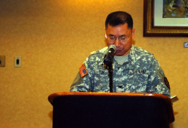 Wounded veteran stresses resilience at National Prayer Breakfast