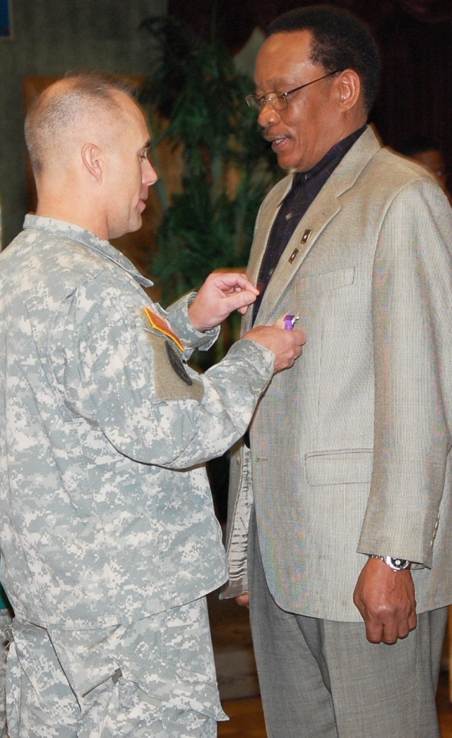 Veteran receives medal 40 years later