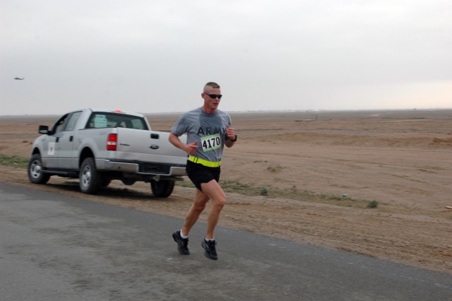 TF Wings&#039; runs OIF GAR, inspires Aloha spirit in Iraq