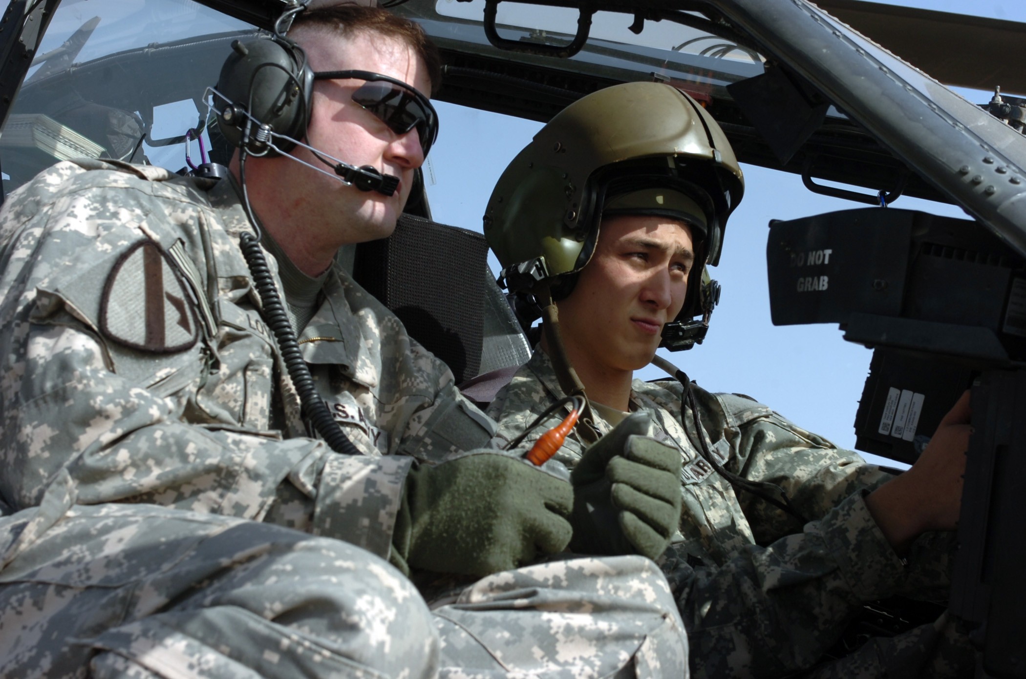 Wounded Warriors visit Air Cav on journey back to Iraq | Article | The ...