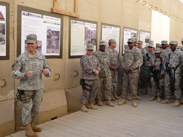 Wolf visits 121st BSB