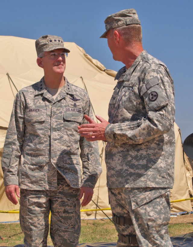 USSOUTHCOM Commander visits Sustainers in Haiti