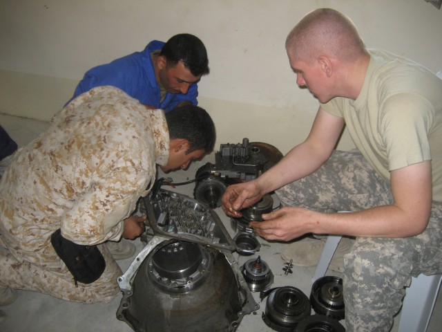 308th teaches Iraqi mechanics &#039;Pride in Performance&#039;