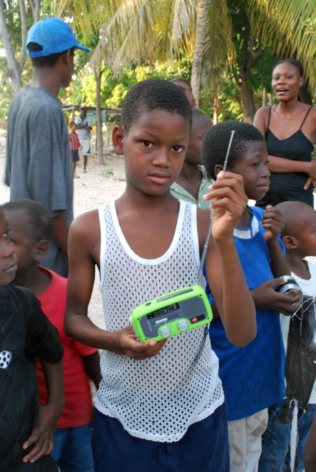 Civil affairs team helps strengthen U.N., Government of Haiti, NGO network in St. Marc