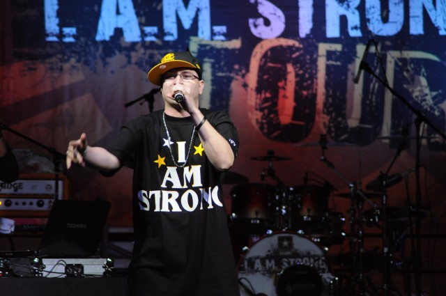 Concert delivers &#039;I. A.M. Strong&#039; message