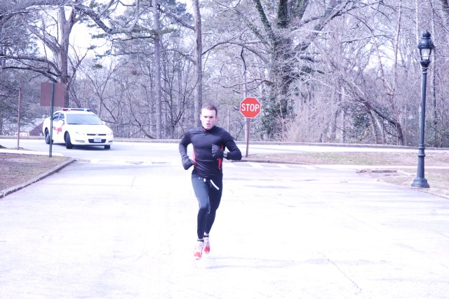 Fort McPherson holds Valentine&#039;s Day 5-km run
