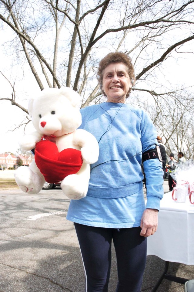 Fort McPherson holds Valentine&#039;s Day 5-km run