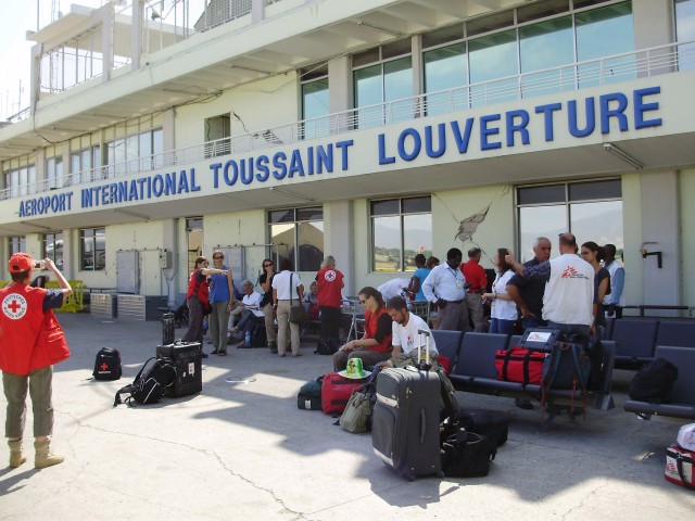 Progress at Toussaint L&#039;Ouverture Airport