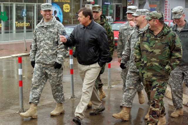 U.S. Congressman Earl Pomeroy visits N.D. troops in Kosovo 