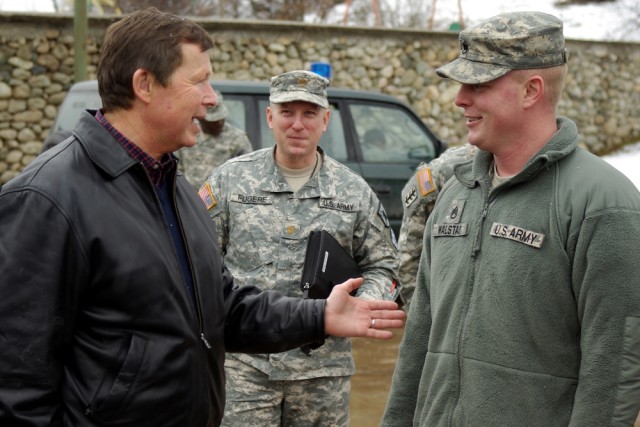 U.S. Congressman Earl Pomeroy visits N.D. troops in Kosovo