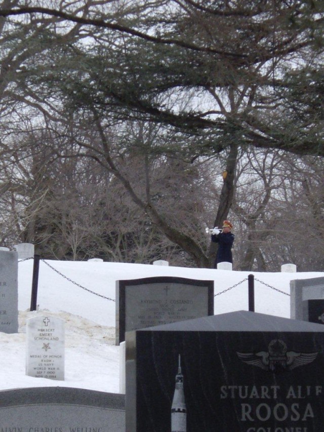 Col. Robert L. Howard laid to rest at Arlington National Cemetery