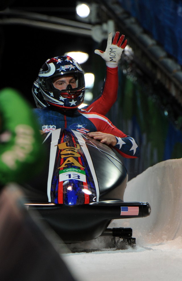 Soldiers shine in two-man boblsled