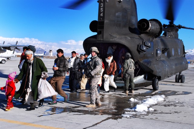 CAB Soldiers aid avalanche victims