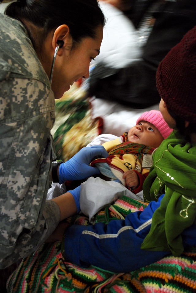 3rd CAB Soldiers come to the aid of avalanche victims